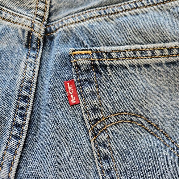 Levi's Jeans Women's Super High Rise Loose Flare Distressed 26x32 - Picture 4 of 12